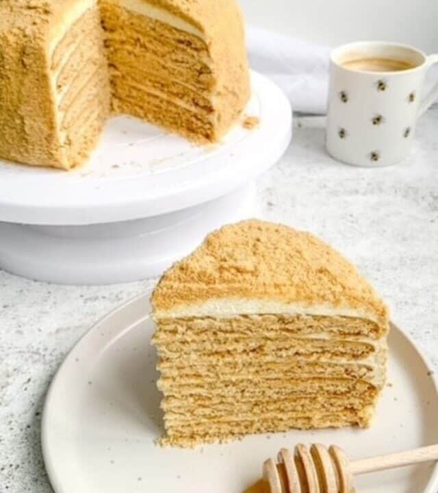 cropped-medovik-cake-.jpg