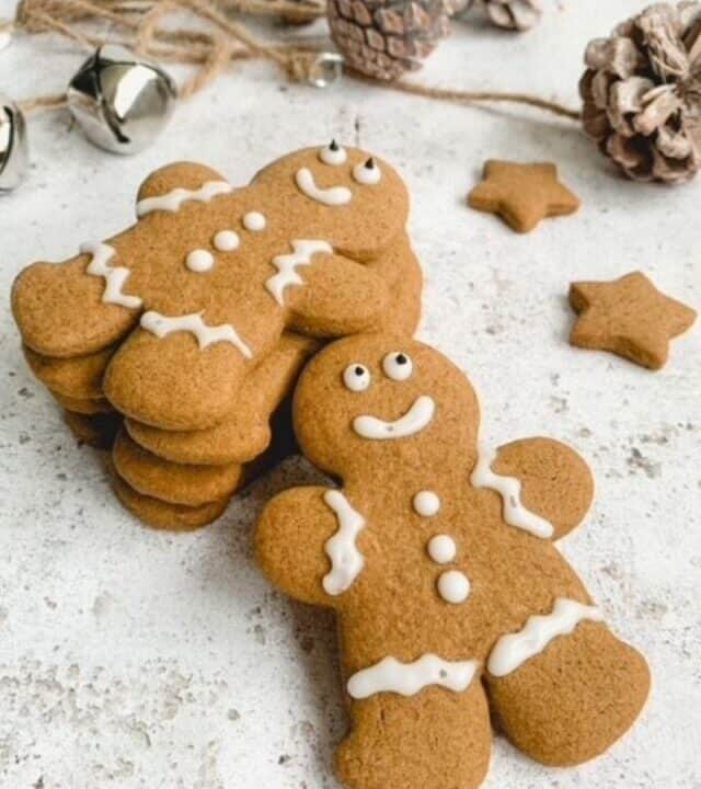 cropped-gingerbread-men-webstory.jpg